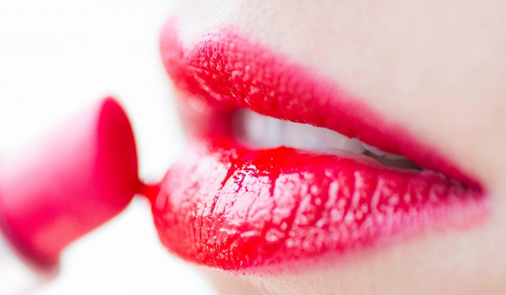 National Lipstick Day - July 29