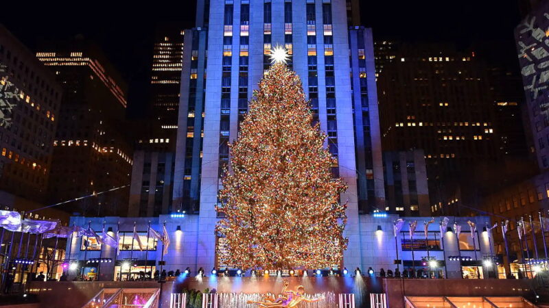 Rockefeller Center Christmas Tree Lighting - USA