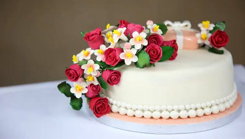 National Cake Decorating Day - October 10