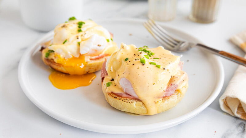 National Eggs Benedict Day - April 16