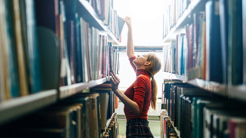 National Librarian Day - April 16
