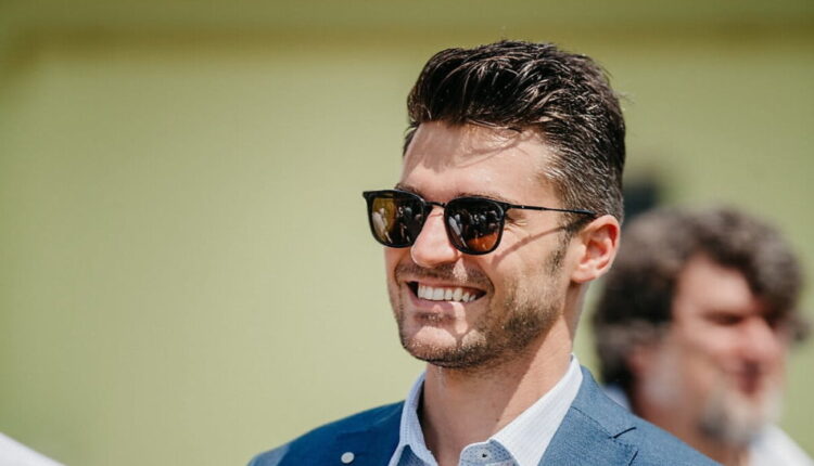 Sunglasses Day - June 27