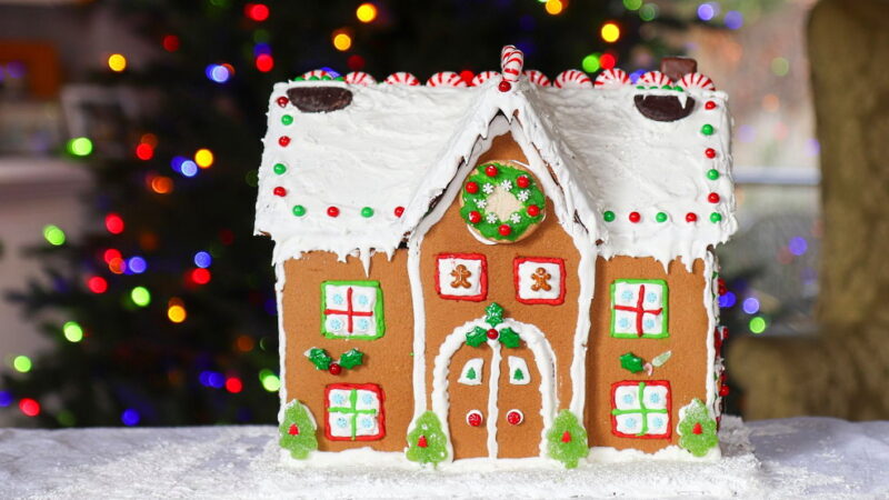 Gingerbread House Day - December 12